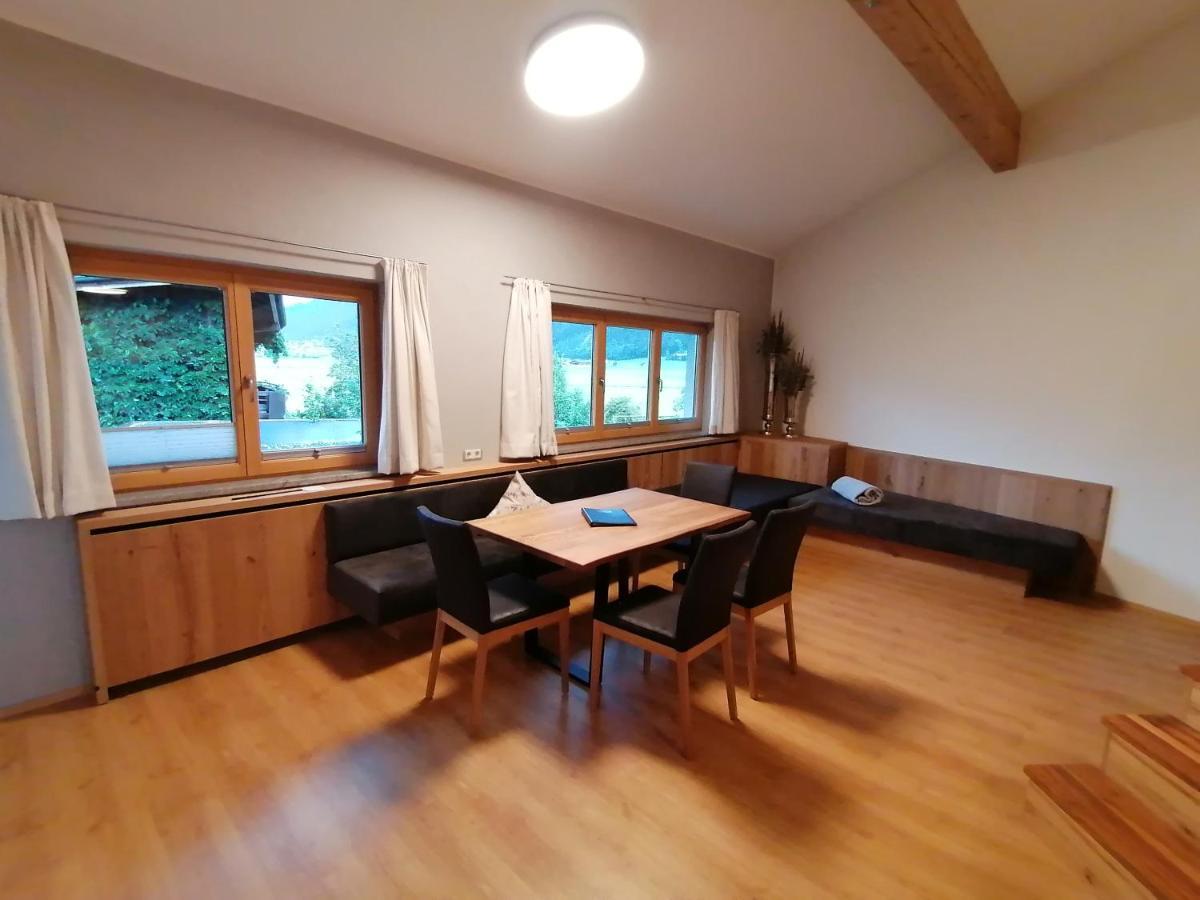 Ferienwohnungen 齐勒谷地施特拉斯 外观 照片